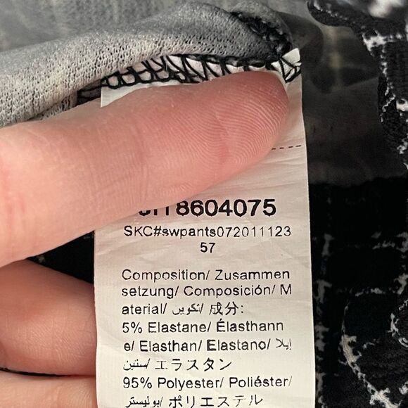 High waisted black & white plaid ankle pants Size 6 - Picture 5 of 6